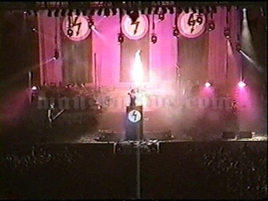 1999-04-27 Minneapolis, MN - Target Center Screenshot 9