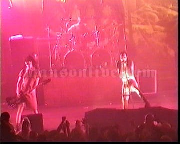 1997-01-25 Santa Monica, CA - Civic Auditorium Screenshot 4
