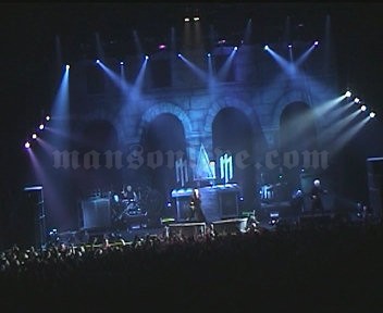 2003-10-20 Hamilton, Canada - Copps Coliseum Screenshot 1