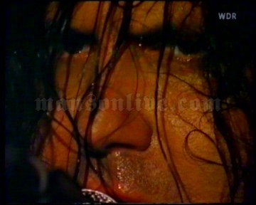 2004-09-12 Cologne, Germany - Underground Screenshot 1