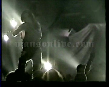 2003-11-16 Pittsburgh, PA - Club Laga Screenshot 4