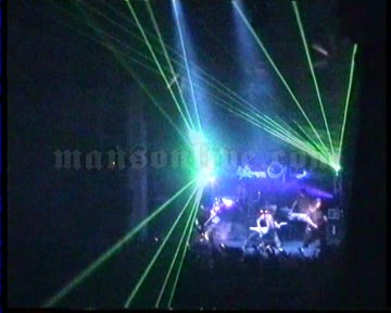 2003-05-08 Porto, Portugal - Hard Club Screenshot 1