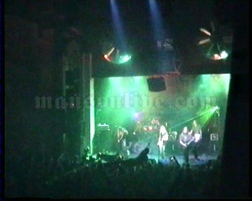 2003-05-08 Porto, Portugal - Hard Club Screenshot 2