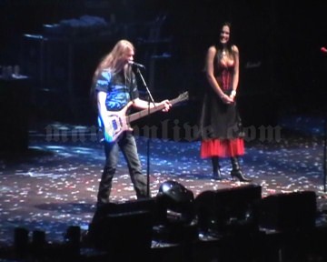 2005-02-24 Braunschweig, Germany - VW-Halle Screenshot 2