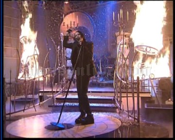 2006-10-31 Burbank, CA - NBC Studios (The Tonight Show with Jay Leno) Screenshot 2