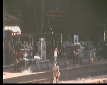 2006-06-10 Derbyshire, UK - Donington Park (Download Festival) Screenshot 2