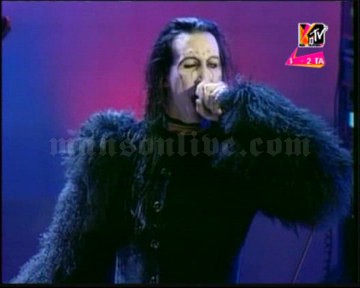 1997-09-04 New York City, NY - Radio City Music Hall (MTV Video Music Awards) Screenshot 3