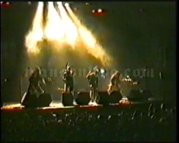 2003-11-08 Detroit, MI - Harpo's Screenshot 3