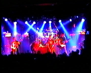 2004-05-01 Nagoya, Japan - Club Quattro Screenshot 2