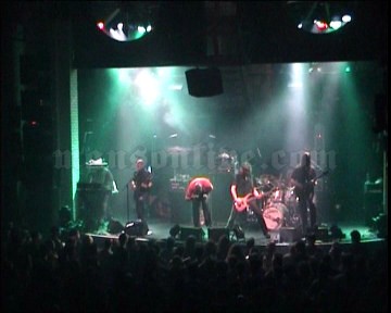 2003-05-08 Porto, Portugal - Hard Club Screenshot 2