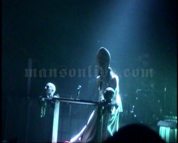 2000-11-19 Rochester, NY - Blue Cross Arena Screenshot 2