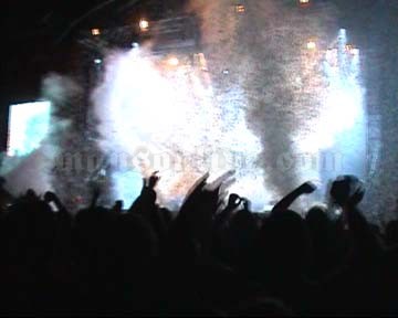 2007-06-16 Nickelsdorf, Austria - Pannonia Fields II (Nova Rock Festival) Screenshot 6