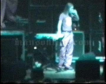 2001-10-17 Milano, Italy - Palavobis (Tattoo The Planet Festival) Screenshot 2