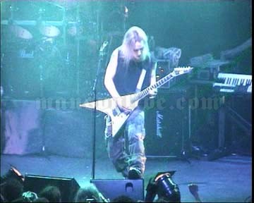 2003-05-08 Porto, Portugal - Hard Club Screenshot 2