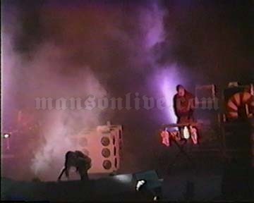 1994-11-20 Miami, FL - Miami Arena Screenshot 2