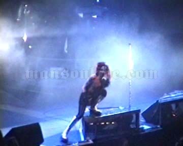 1998-12-11 Stockholm, Sweden - Stockholm Arena Screenshot 1