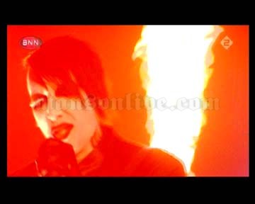 2004-09-17 ?, UK (Top Of The Pops) Screenshot 1