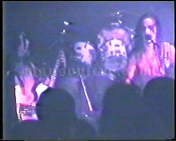 1996-10-17 Oslo, Norway - Elm Street Rock Cafe Screenshot 3