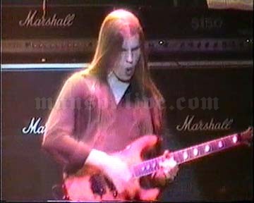 1999-04-03 Santiago, Chile - Estadio Screenshot 2