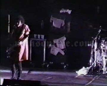 1995-04-14 St. Paul, MN - Roy Wilkins Auditorium Screenshot 1