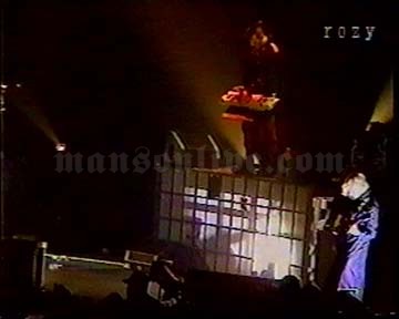 2001-03-20 Tokyo, Japan - NK Hall Screenshot 5