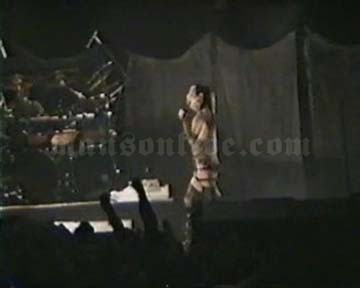 1997-06-22 Minneapolis, MN - Metrodome Screenshot 2