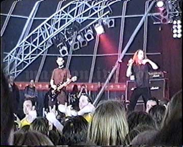 1998-05-29 Eindhoven, Holland (Dynamo Open Air Festival) Screenshot 5