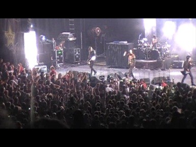 2009-08-02 Clarkston, MI - DTE Energy Music Theatre Screenshot 3