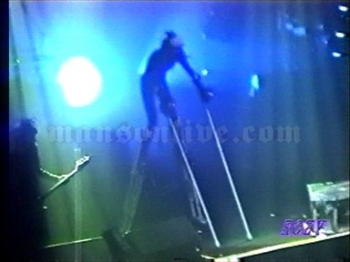 1999-01-08 Tokyo, Japan - NK Hall Screenshot 3