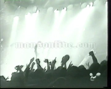 1997-03-12 Tokyo, Japan - Club Quattro Screenshot 2