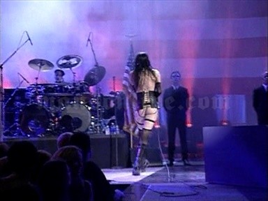 1997-09-04 New York City, NY - Radio City Music Hall (MTV Video Music Awards) Screenshot 6