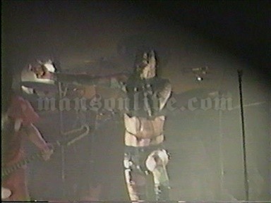 1995-12-16 Ft. Lauderdale, FL - The Edge Screenshot 3