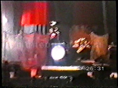 1997-06-26 Phoenix, AZ - Desert Sky Pavillion Screenshot 6