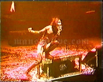 1999-01-08 Tokyo, Japan - NK Hall Screenshot 3