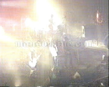 2000-05-09 New York City, NY - Madison Square Garden Screenshot 5