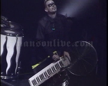 2003-10-16 St. Paul, MN - Roy Wilkins Auditorium Screenshot 5