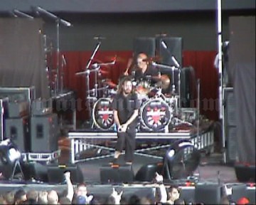 2005-08-11 Auburn, WA - White River Amphitheatre Screenshot 4