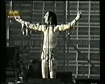 1996-11-24 Buenos Aires, Argentina - Ferro Carril Oeste Stadium (Bizarre Festival) Screenshot 1