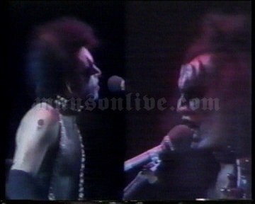 1976-01-25 Detroit, MI - Cobo Hall Screenshot 1
