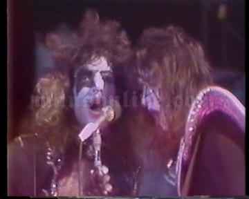 1976-08-20 Anaheim, CA - Anaheim Stadium Screenshot 3