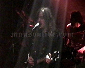 2003-01-17 Montreal, Canada - Fou-Founes Electriques Screenshot 1