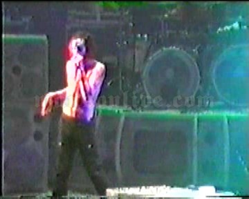 1998-12-19 Paris, France - Le Zénith Screenshot 3