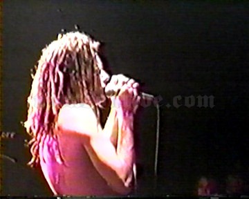 1994-06-13 Hollywood, CA - The Roxy Screenshot 3