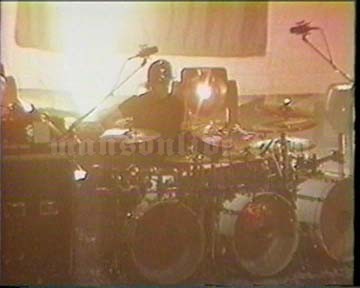 1999-03-03 Seattle, WA - Key Arena Screenshot 6