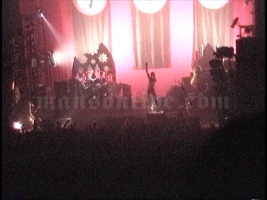 1997-01-25 Santa Monica, CA - Civic Auditorium Screenshot 3