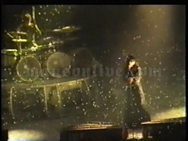 1998-11-30 Lisbon, Portugal - Pavilhao Multiusos Screenshot 7