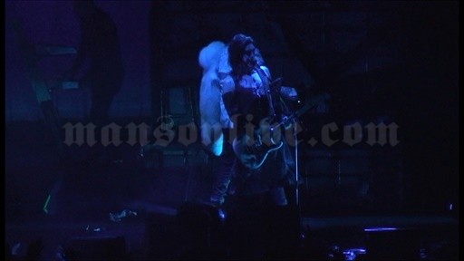 2013-06-18 Reading, PA - Sovereign Center Screenshot 4