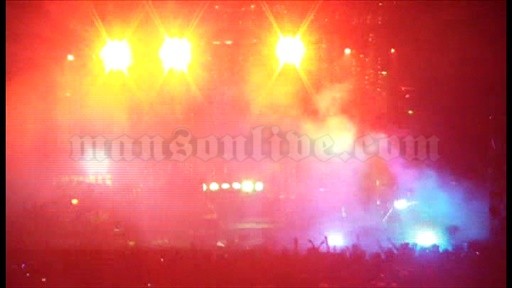 2013-06-18 Reading, PA - Sovereign Center Screenshot 5