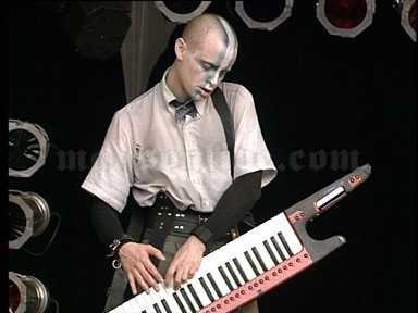 1997-08-16 Cologne, Germany - Butzweiler Hof (Bizarre Festival) Screenshot 5