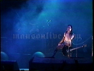 1997-05-11 Camden, NJ - Blockbuster Sony Center Screenshot 5